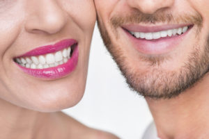 can you get cavities with veneers